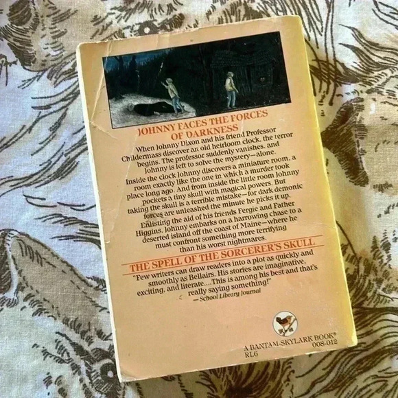 Vintage The Spell of the Sorcerer’s Skull by John Bellairs Paperback Book 1984 - Picture 2 of 7